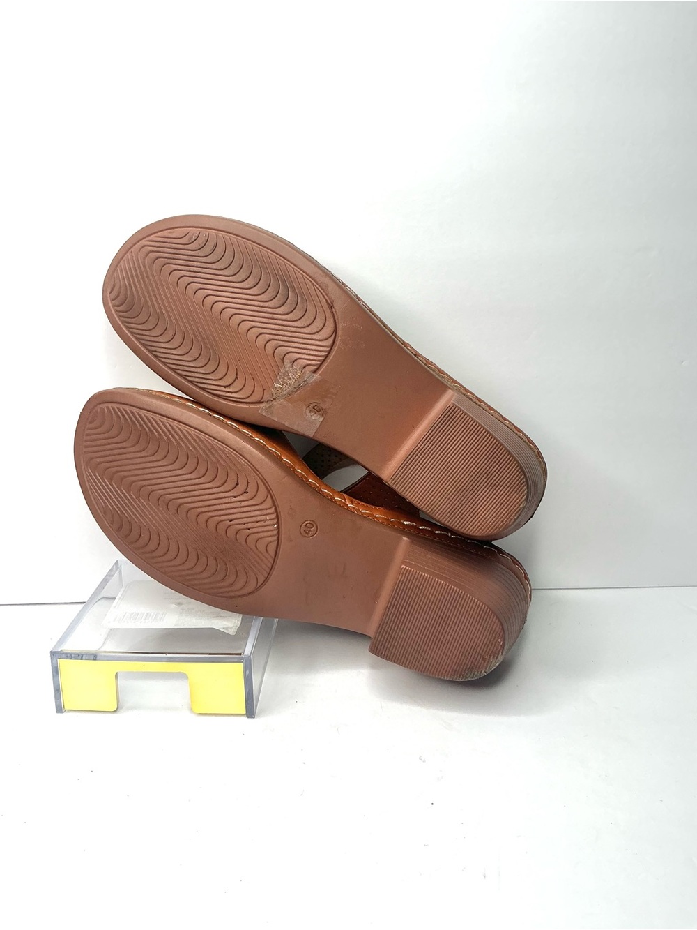 Atalina Comfort Leather Perforated Mary Jane Heels Brown Size 9 Lightweight - Picture 5 of 5